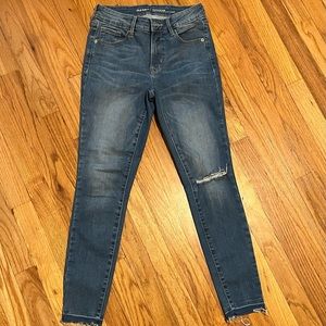 Old Navy rockstar skinny jeans built in sculpt